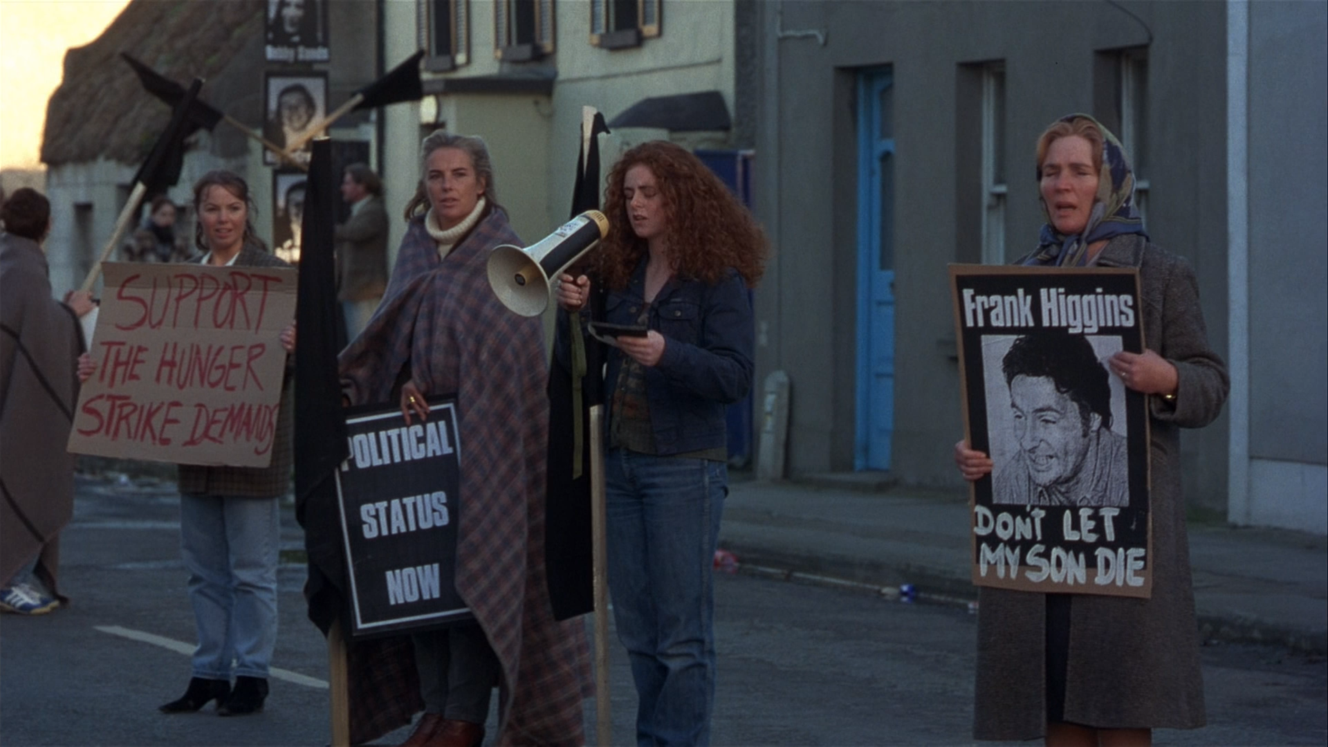 Син порядної матері кадр 4