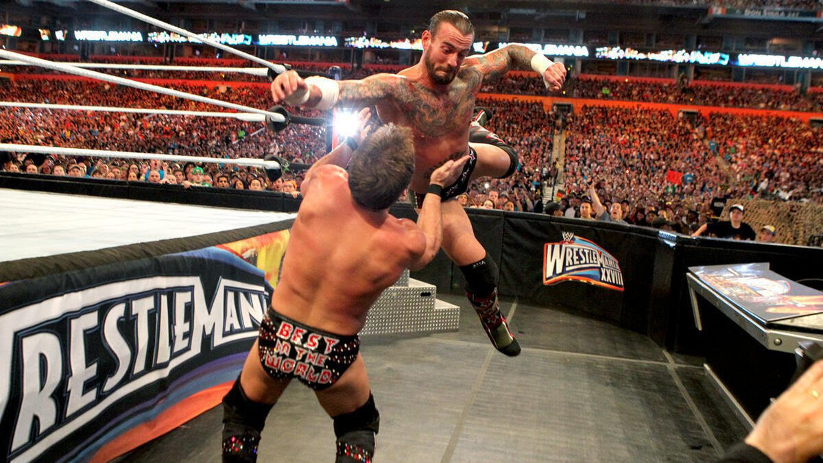WWE Реслманія 28 кадр 4