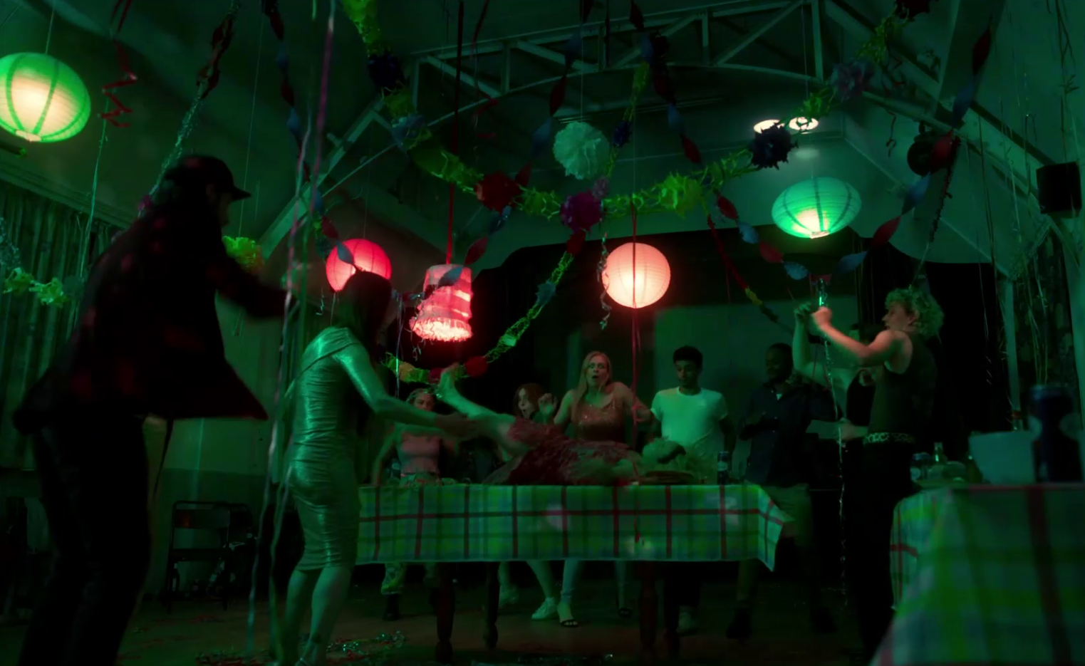 Фонове зображення Портрети небезпечних жінок