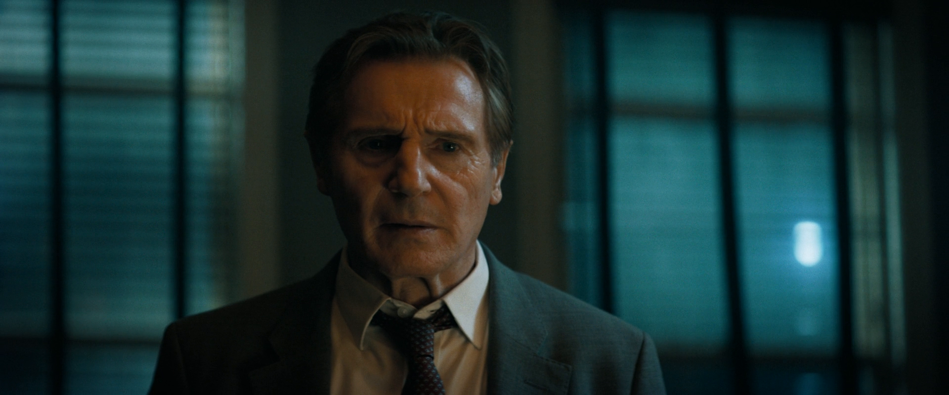 Голий пістолет - Скріншот 3