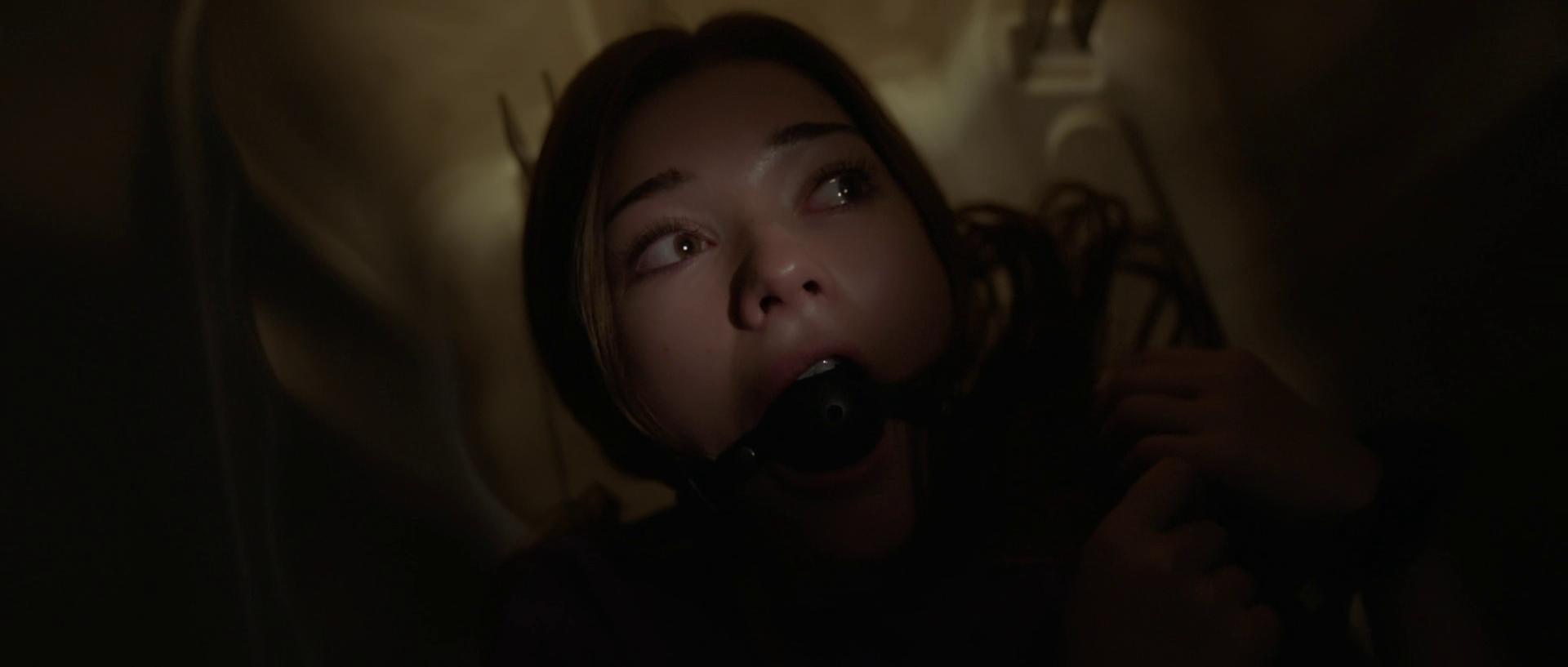 Дівчина, що втекла - Історія Кари Робінсон - Скріншот 2