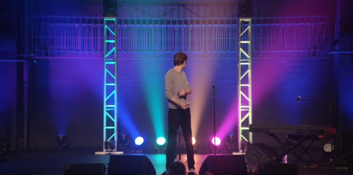 Bo Burnham: Make Happy кадр 2